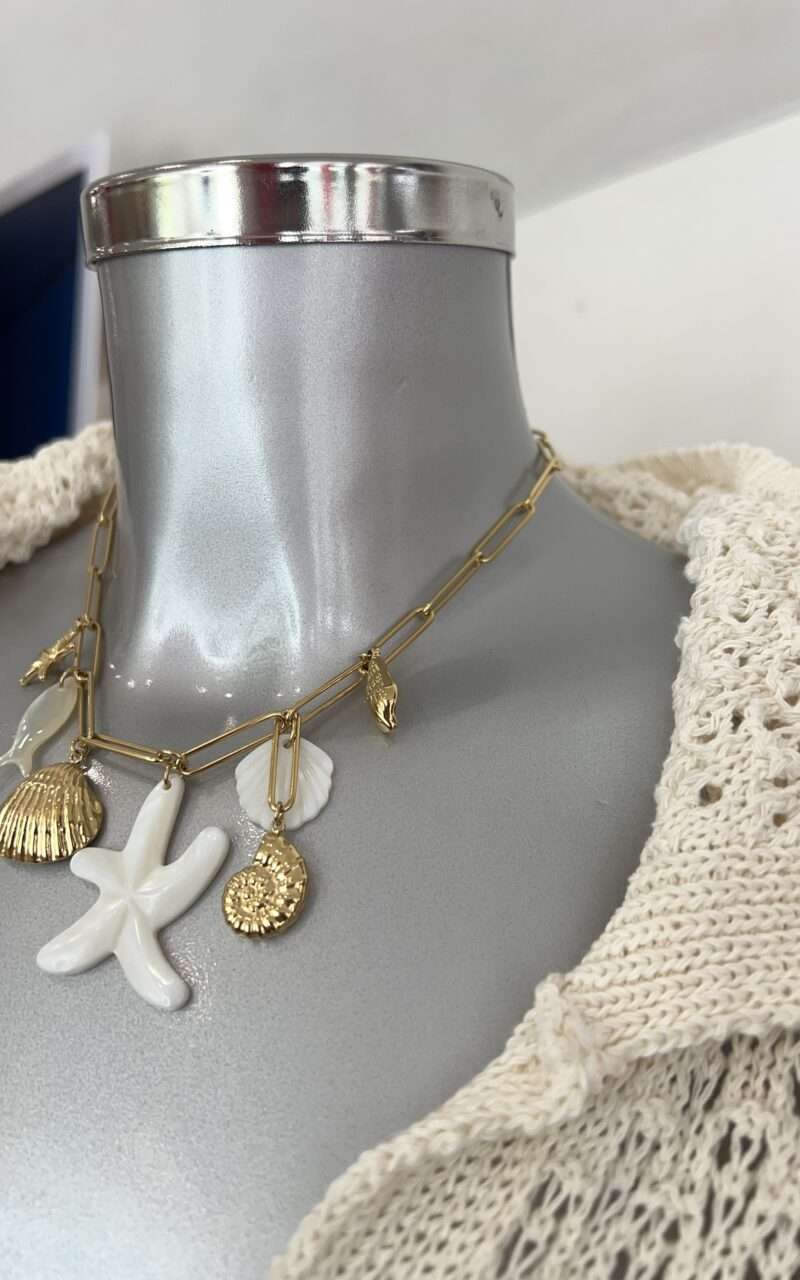 Goldfarbene Kette